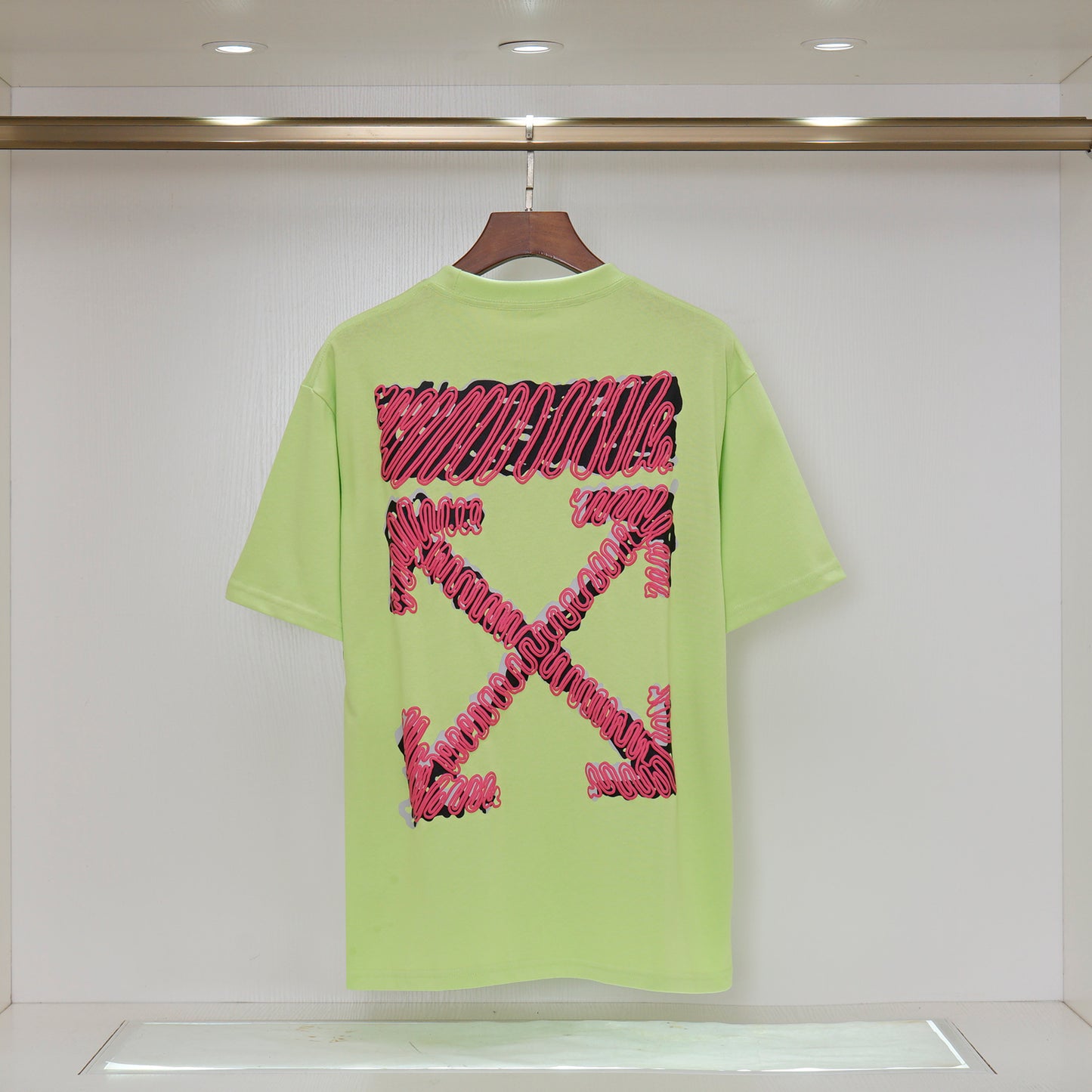 OFF-WHITE - T-shirt avec logo et design graphique rose au dos Jaune