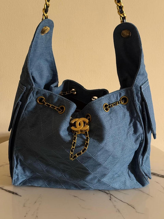 Chanel - Sac à bandoulière 34cm avec logo Doré (6 coloris)