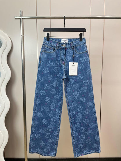 Chanel - Jean à fleurs Bleu Clair