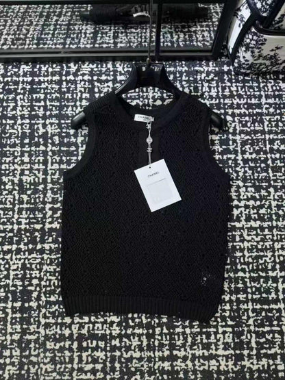 Chanel - T-Shirt Blanc / Noir