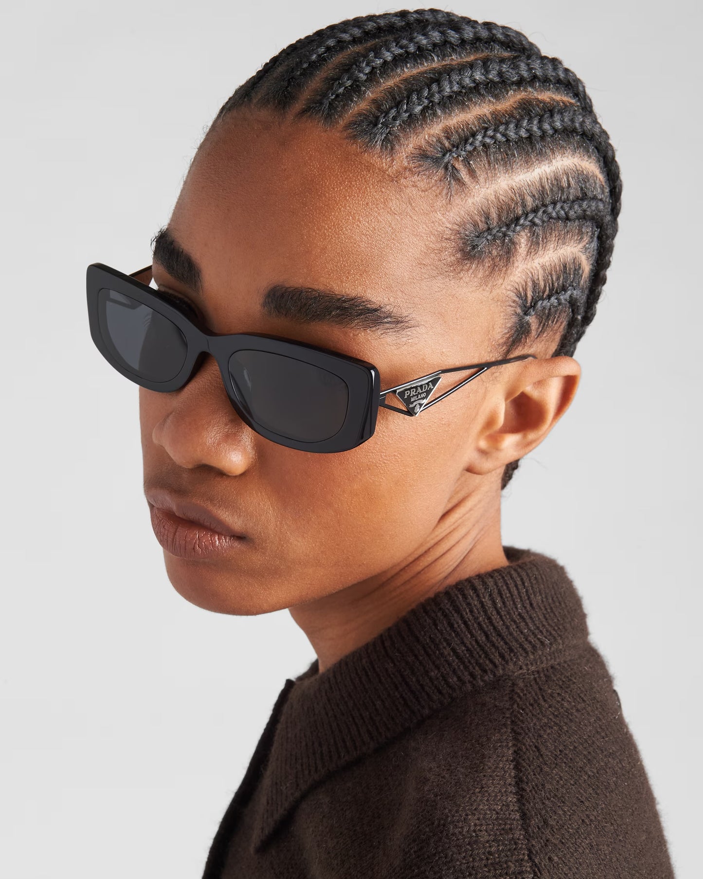 Prada - Lunettes De Soleil avec logo triangulaire Verres Gris Ardoise