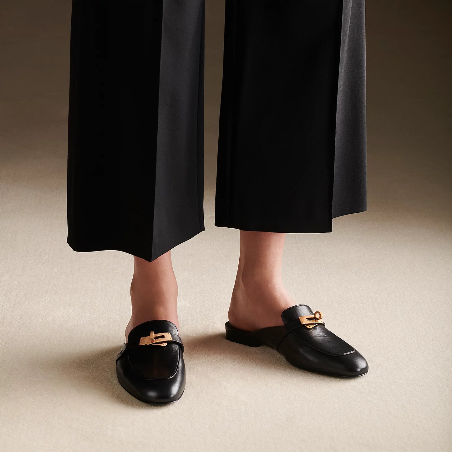 Hermès - Mules Oz Noir I