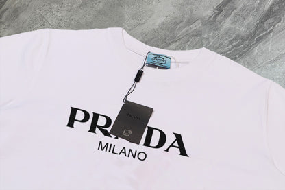 Prada - T-shirt en coton Logo Simple Prada Milano Blanc
