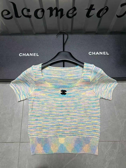 Chanel - T-Shirt dégradé de couleur Bleu/Beige/Rose