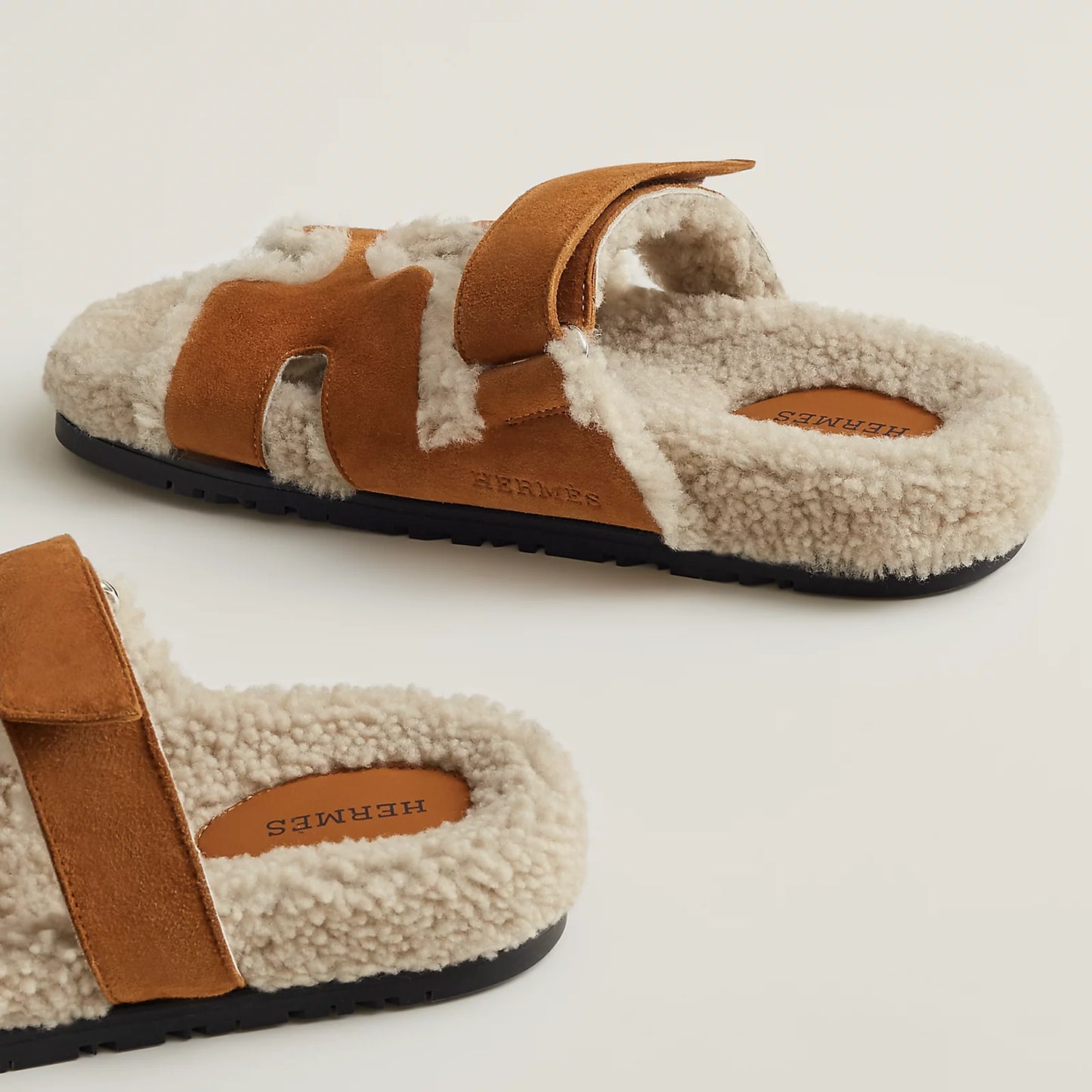 Hermès - Sandales Chypre Naturel / Écru