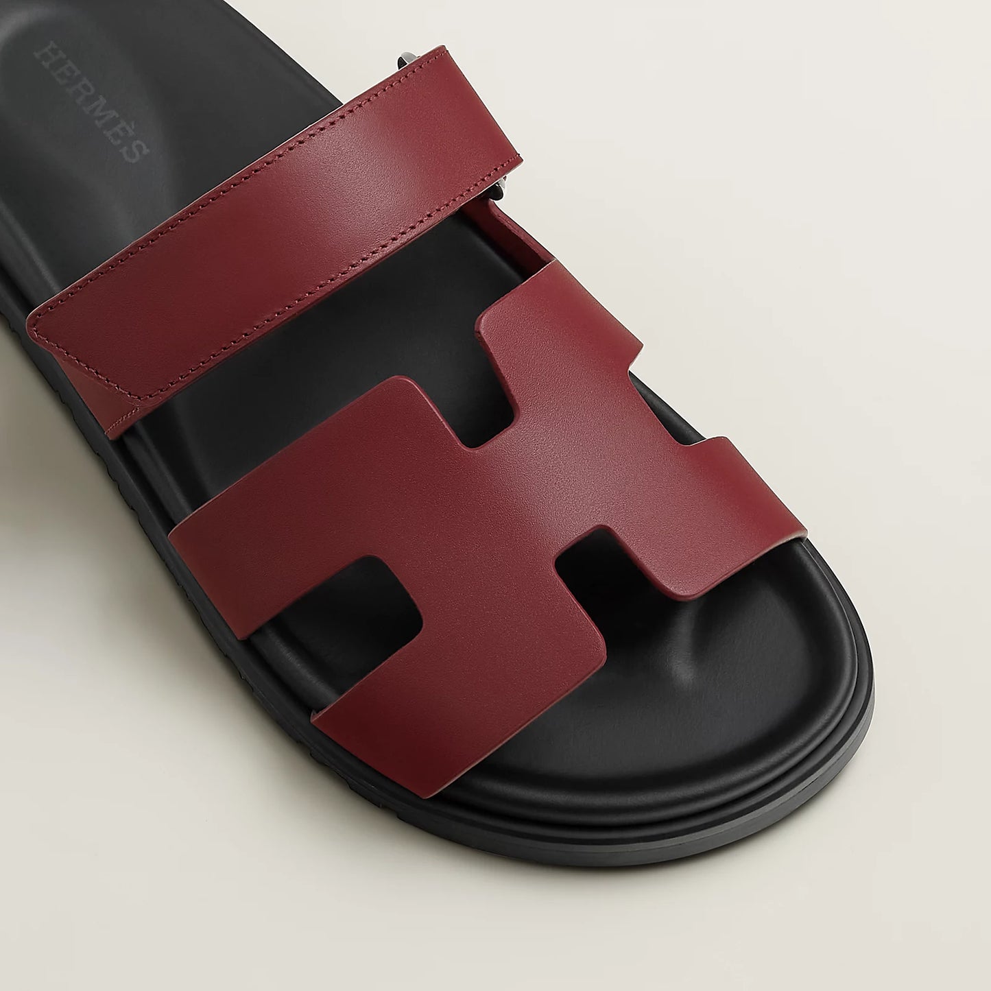 Hermès - Sandales Chypre Rouge H