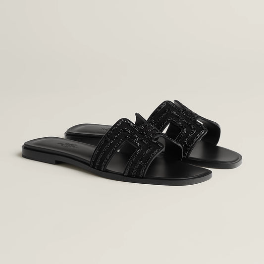 Hermès - Sandales Oran Noir avec Strass