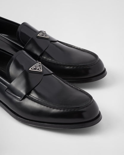 Prada - Mocassins en cuir brossé Noir