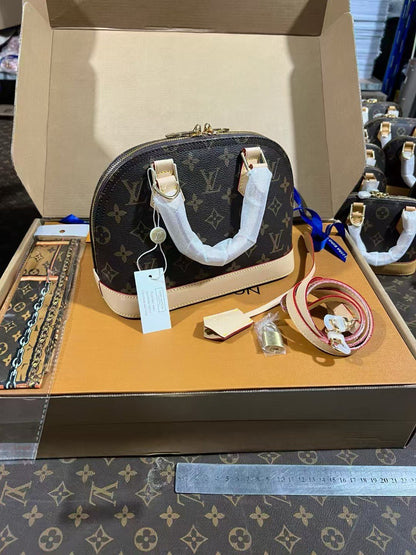 LV - Sac Alma BB Marron